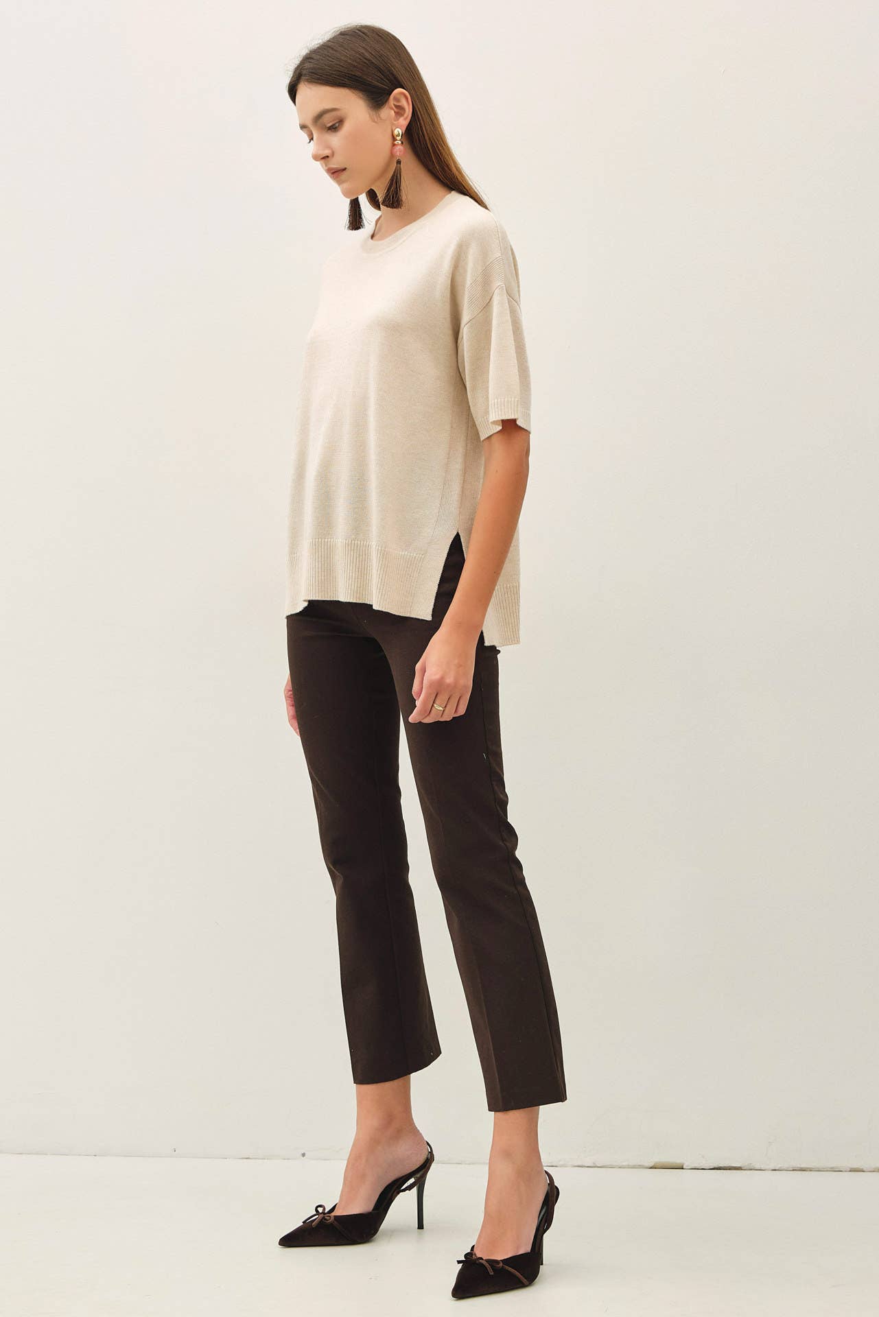 BOXY SHORT SLEEVE SWEATER