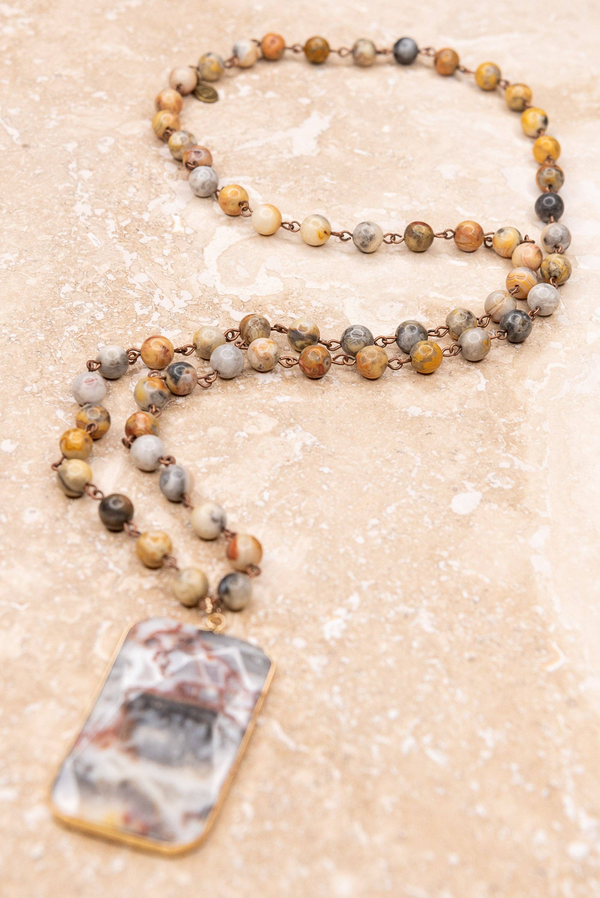 Patty Necklace in Beige