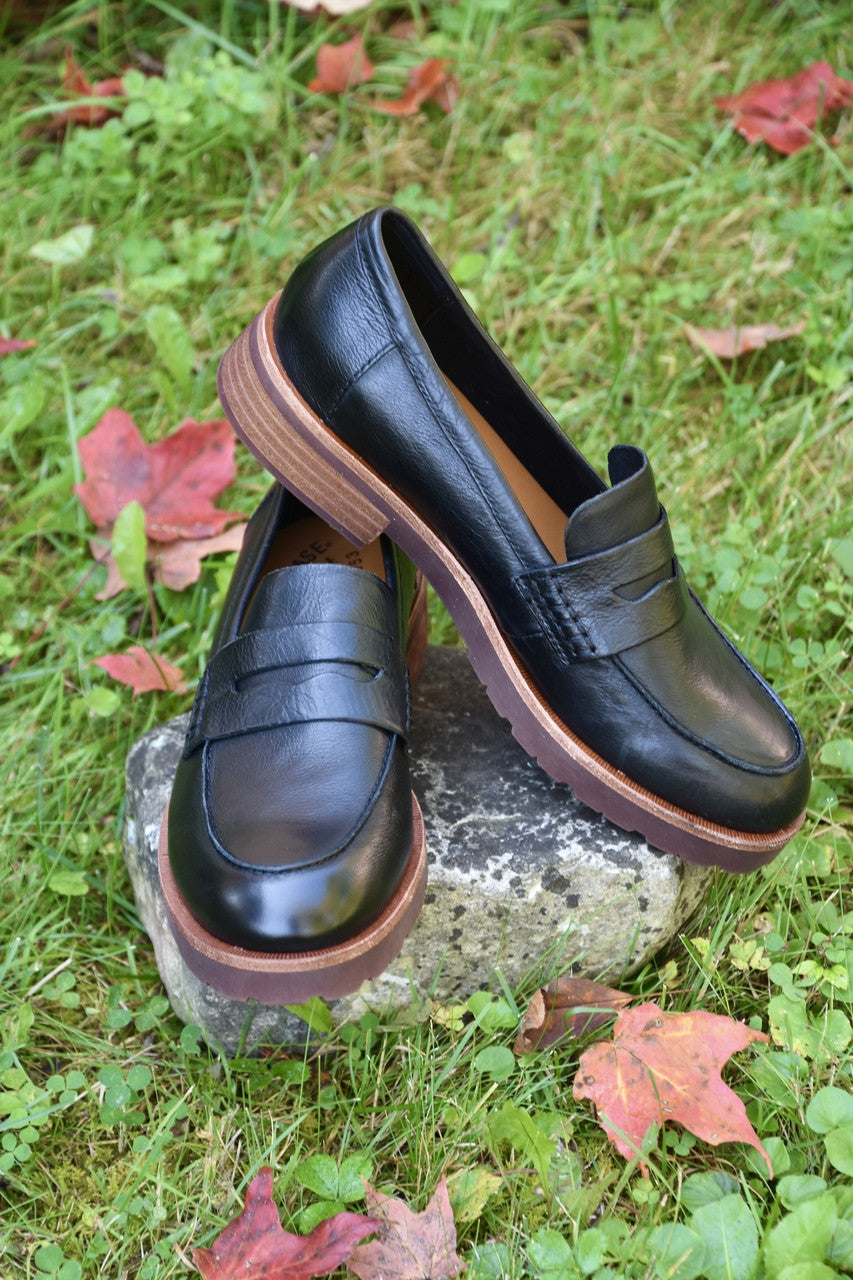 CARLISLE LOAFER