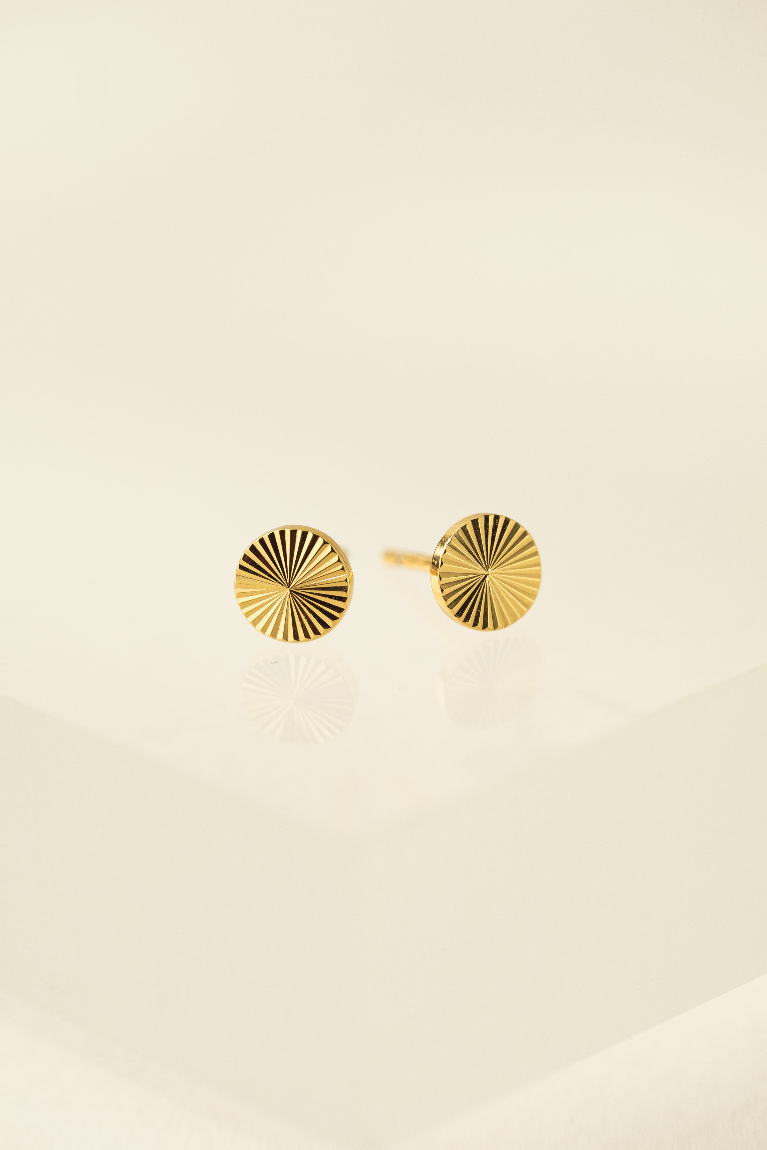 Coin Fluted Studs