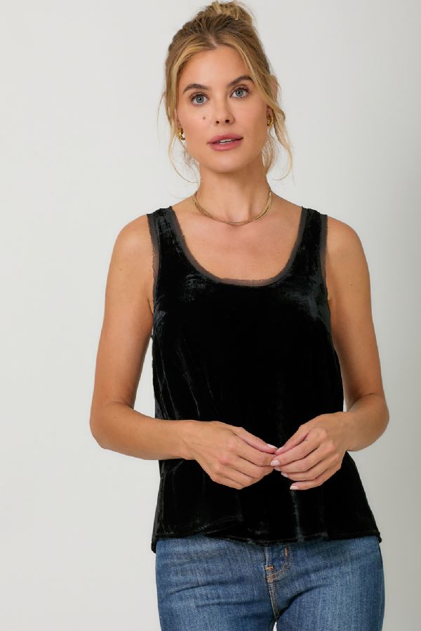 トップス BELPER VELVET CAMISOLE(BLACK) Victory Black Cami – Velvet Heart Clothing