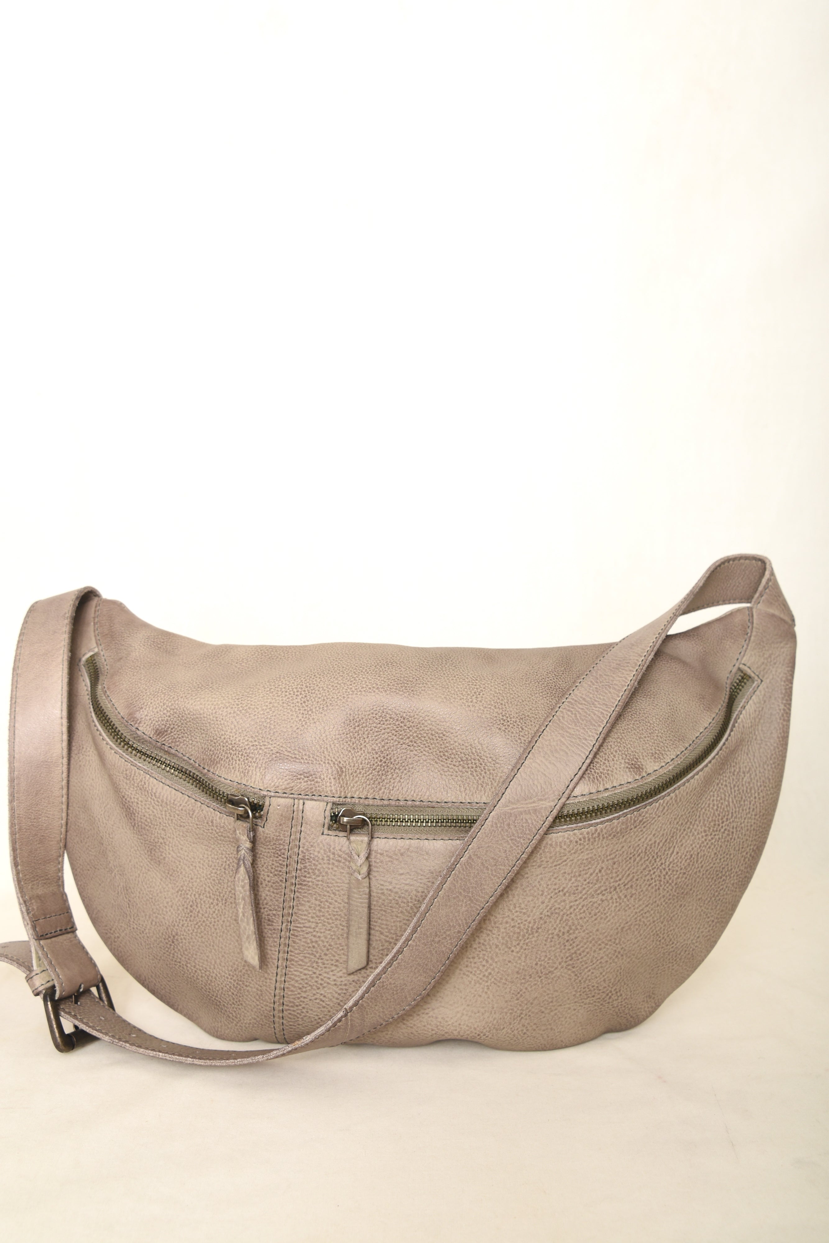 Kate Sling Bag