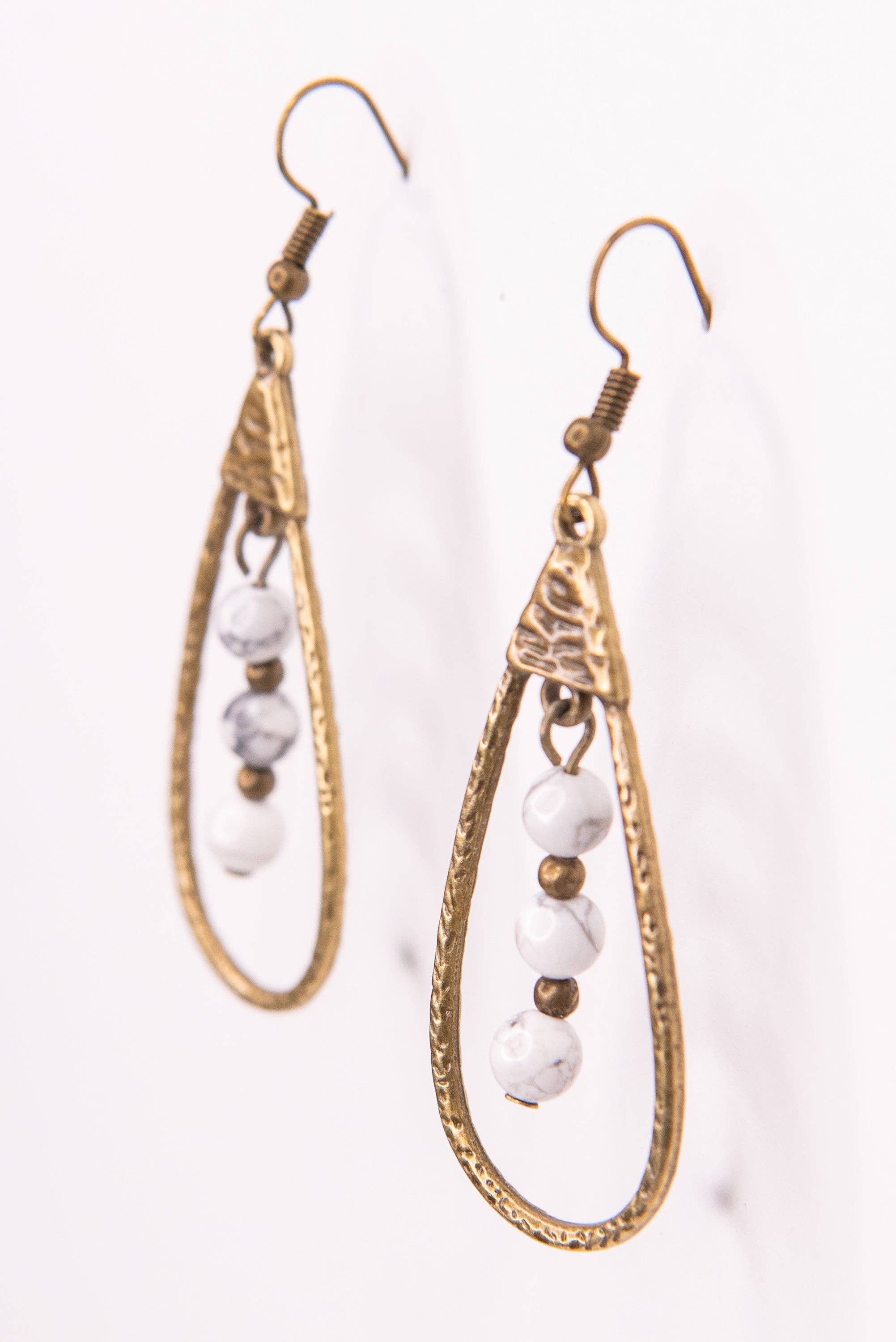 Sherri Earrings White