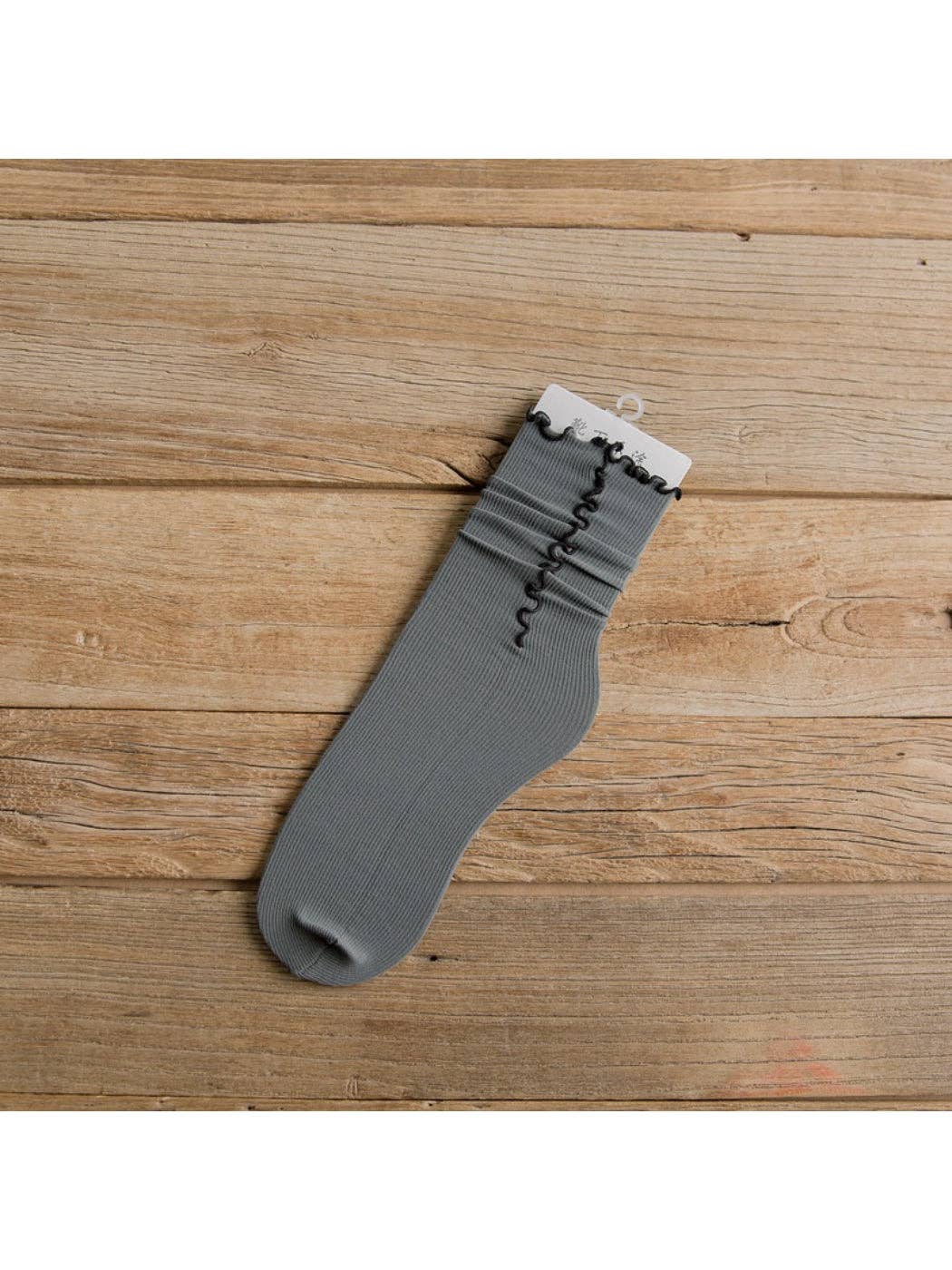 Ribbed Lettuce Edge Solid Socks
