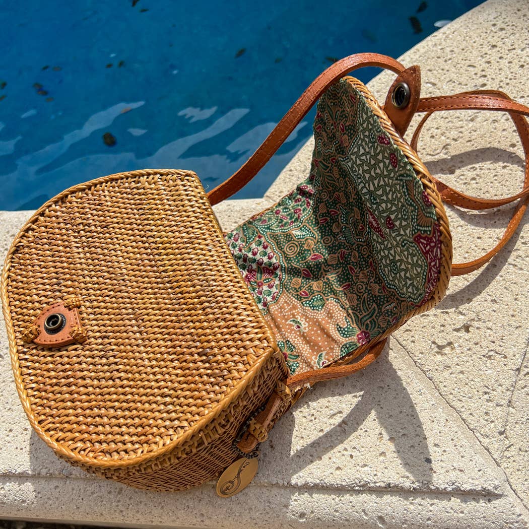 Ata Vine Crossbody