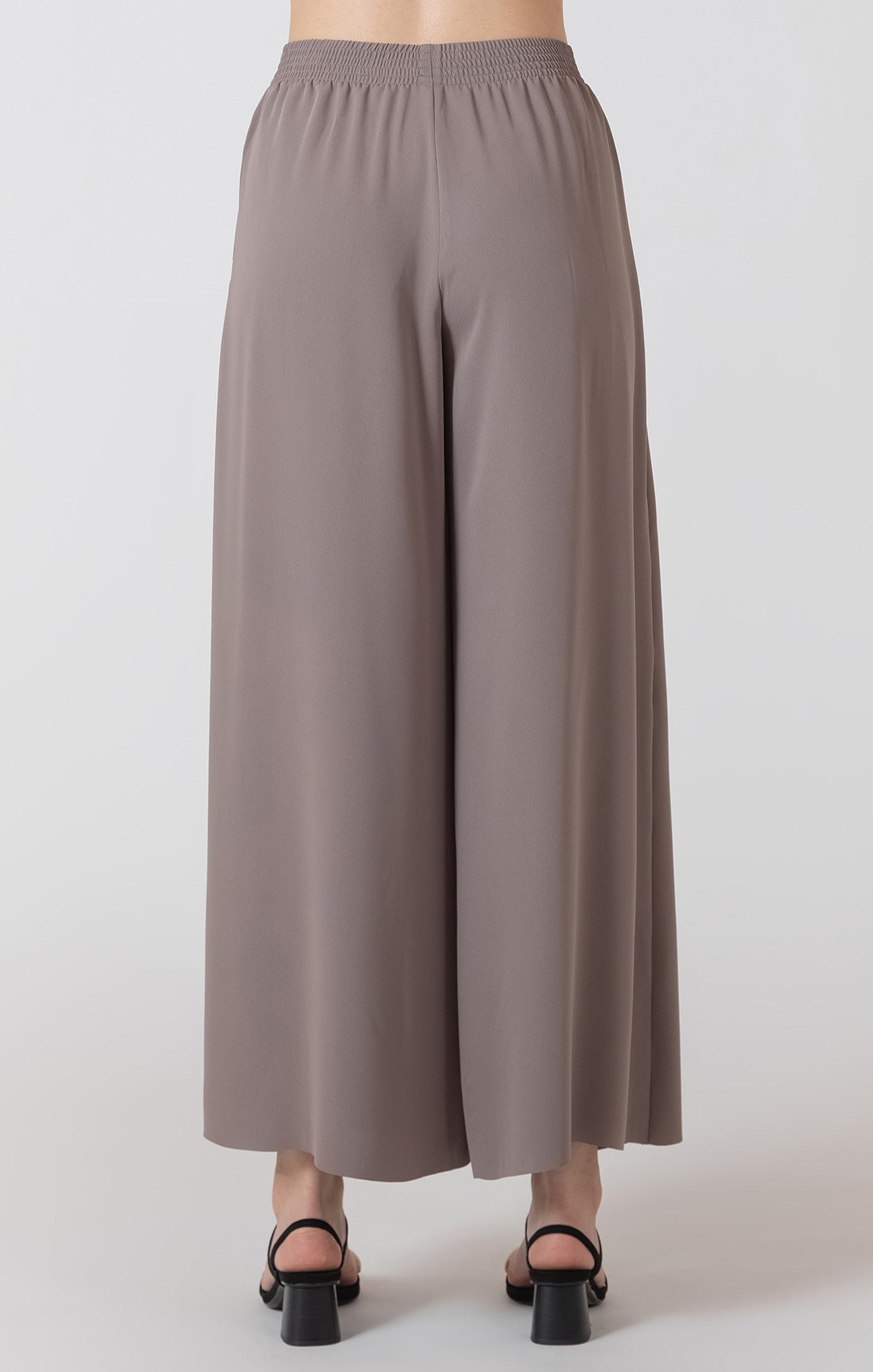 Flowy Pull On Pant