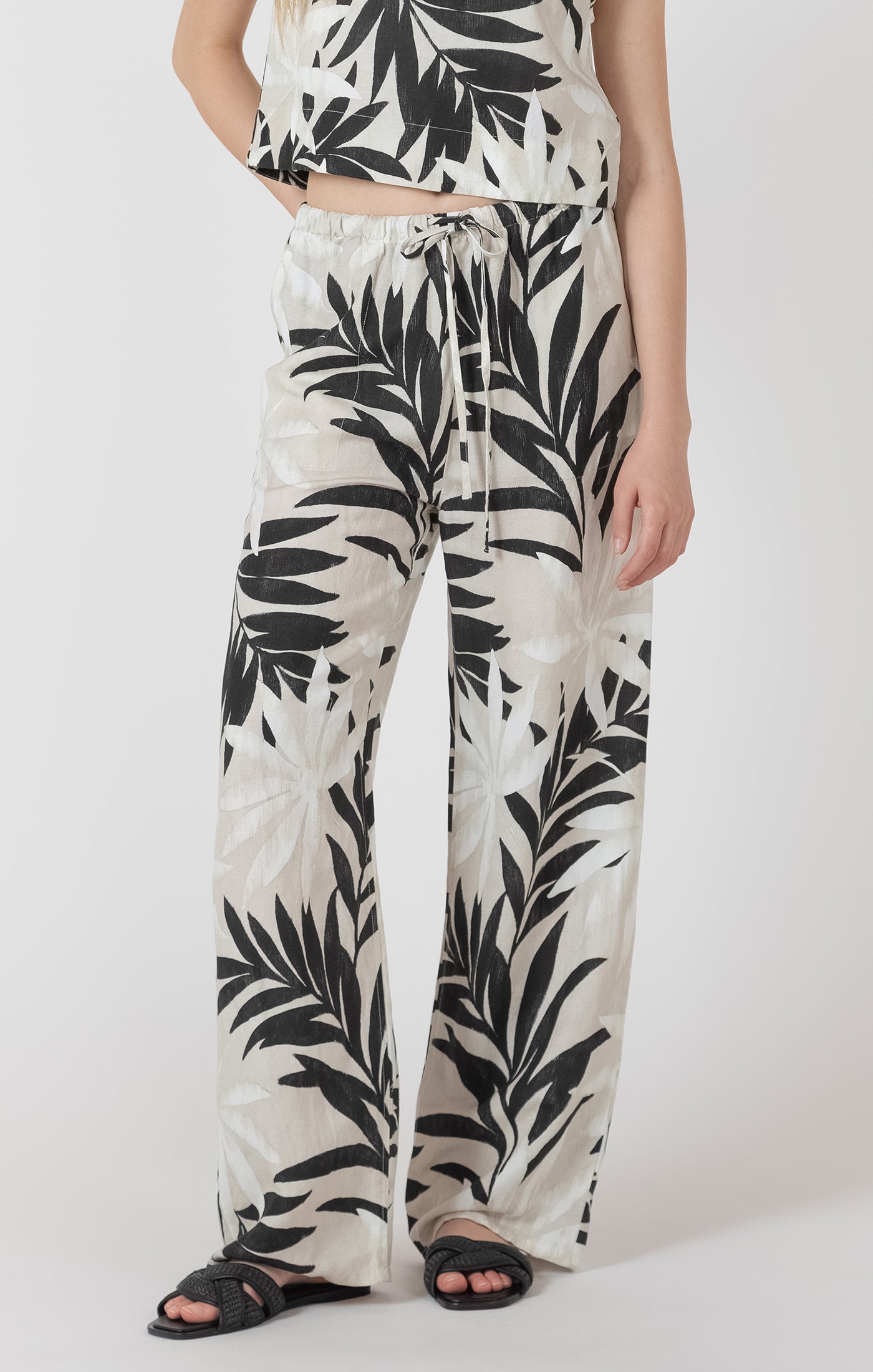 Botanical Drawstring Trouser