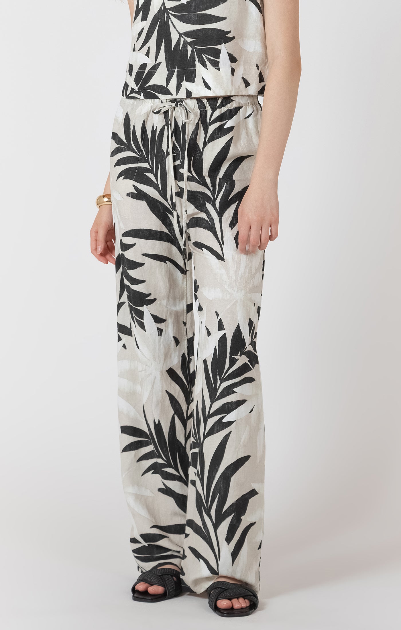 Botanical Drawstring Trouser