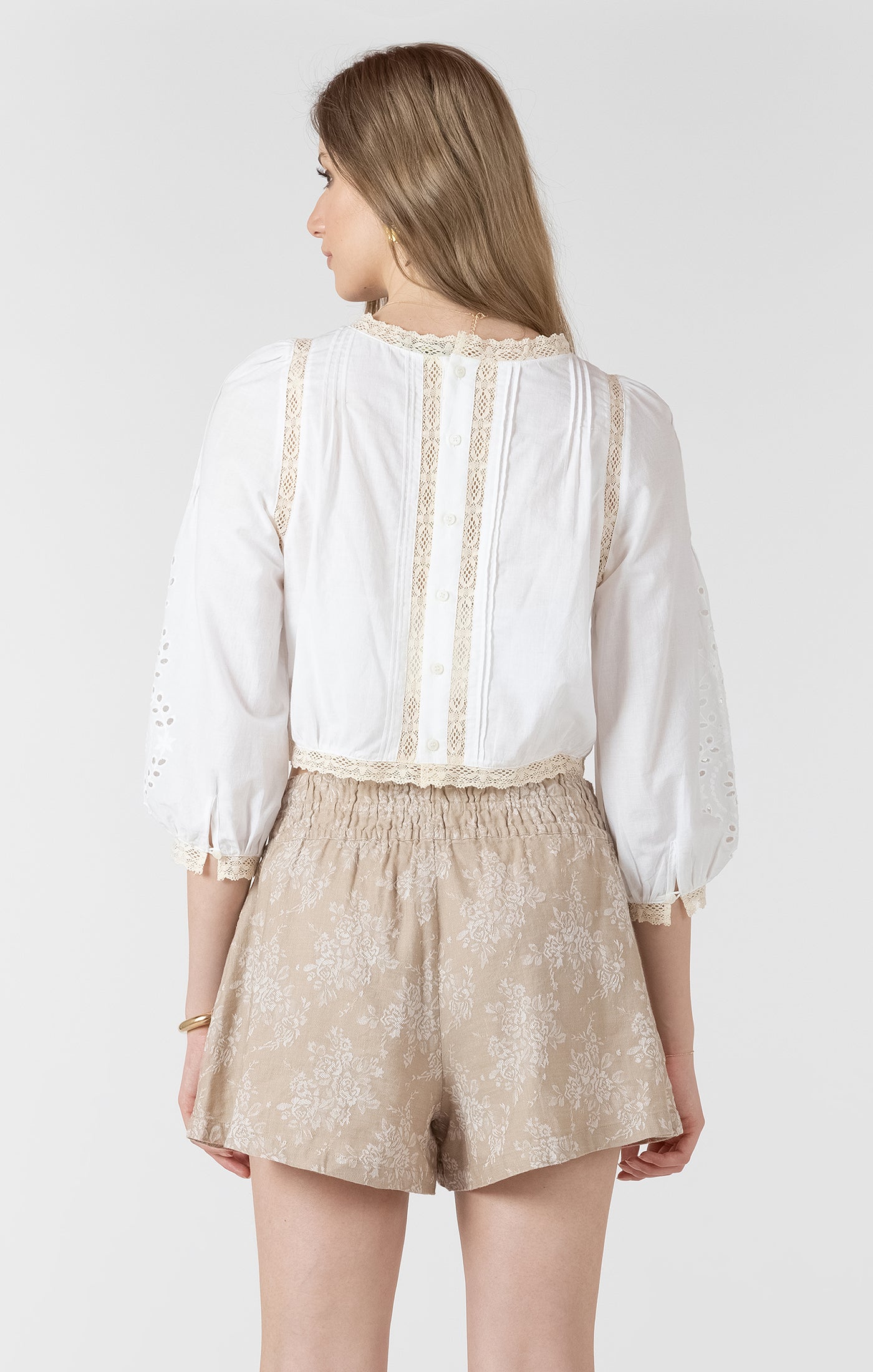 3/4 Sleeve Lace Detail Top