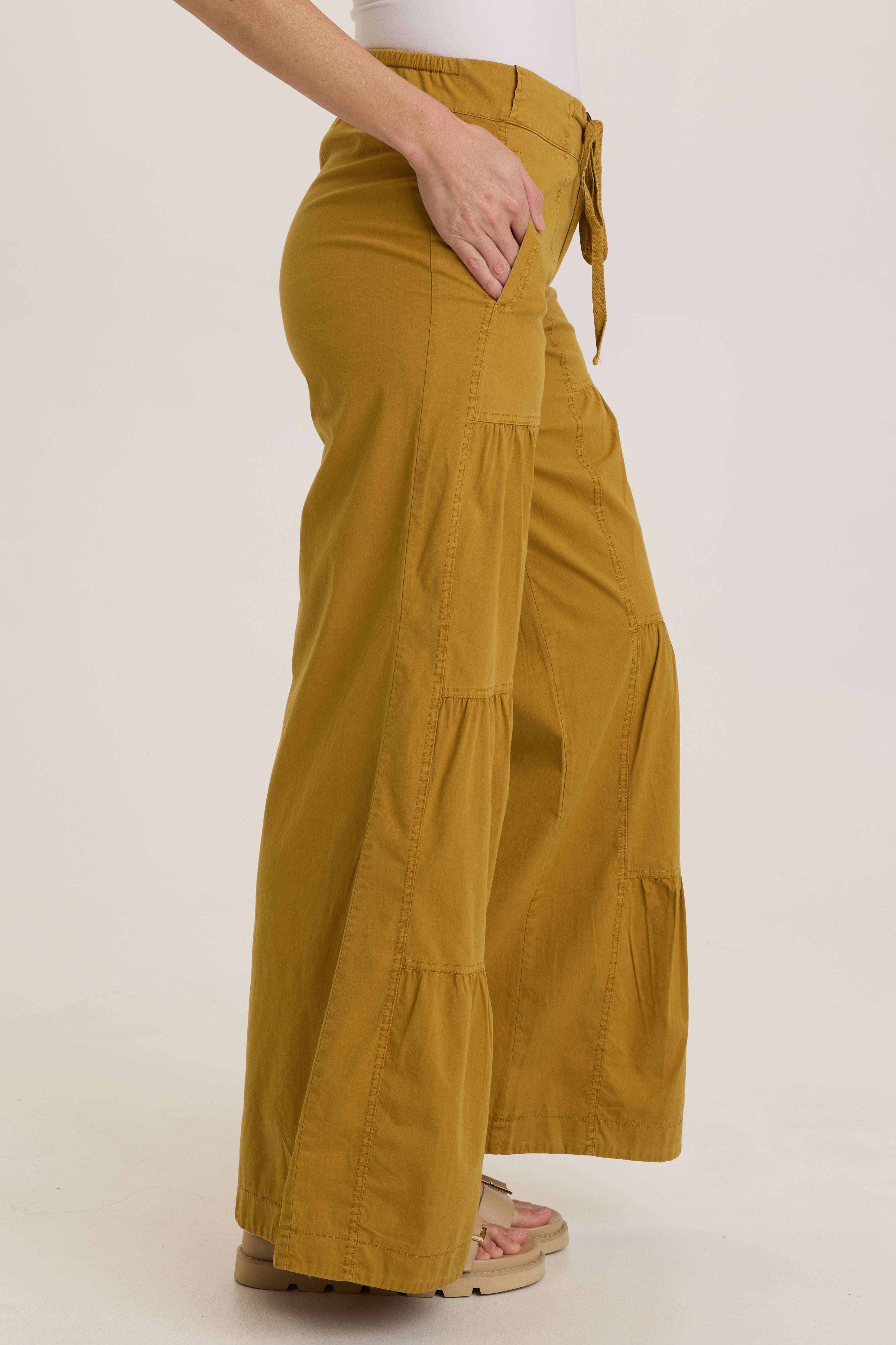Terraced Wide Leg Pant