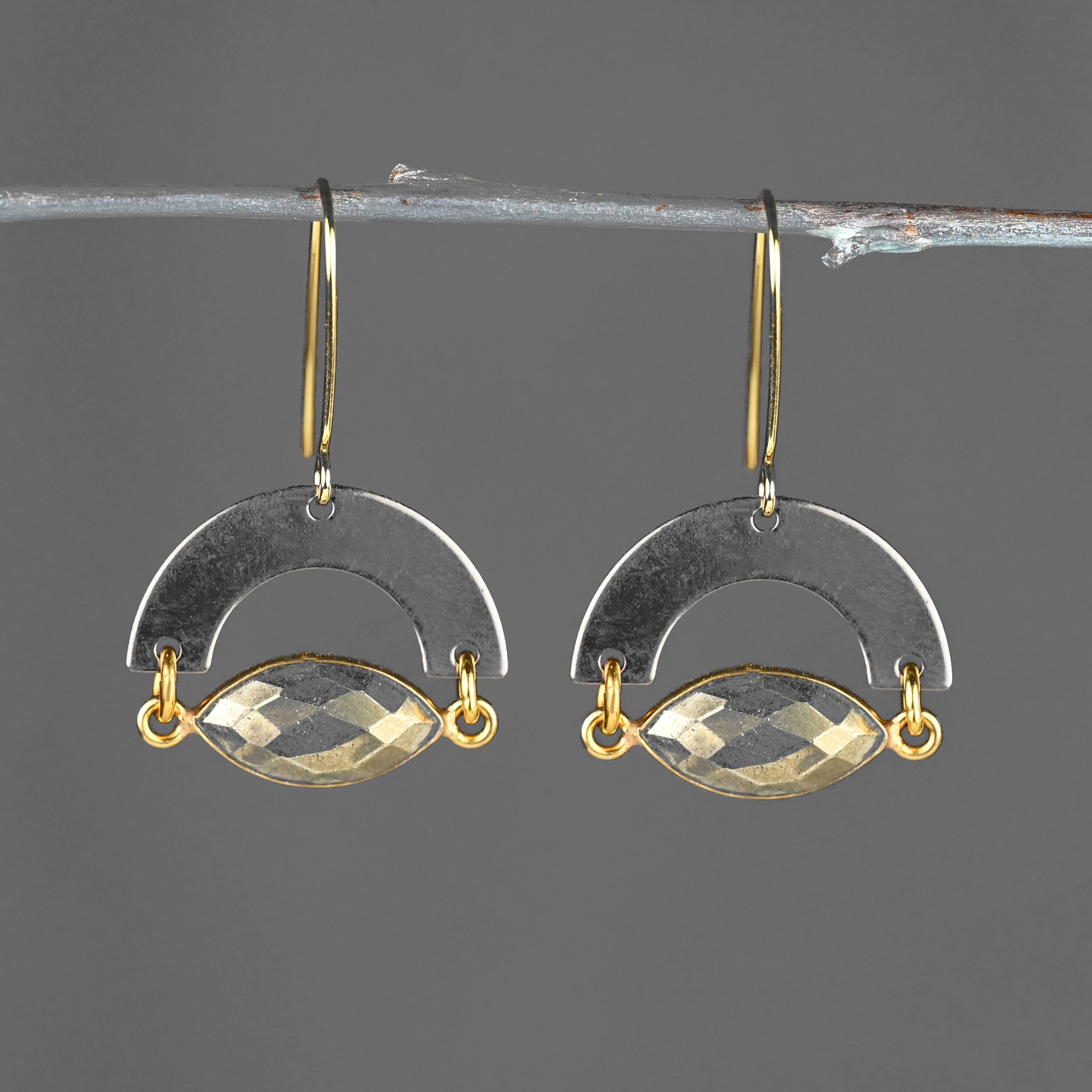 Arch w/Stone Earrings