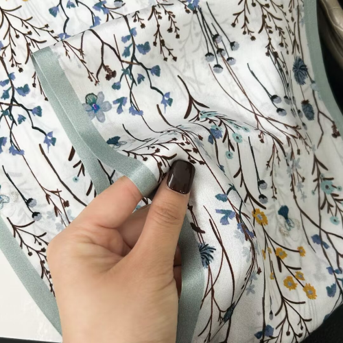 Print Silk Skinny Scarf