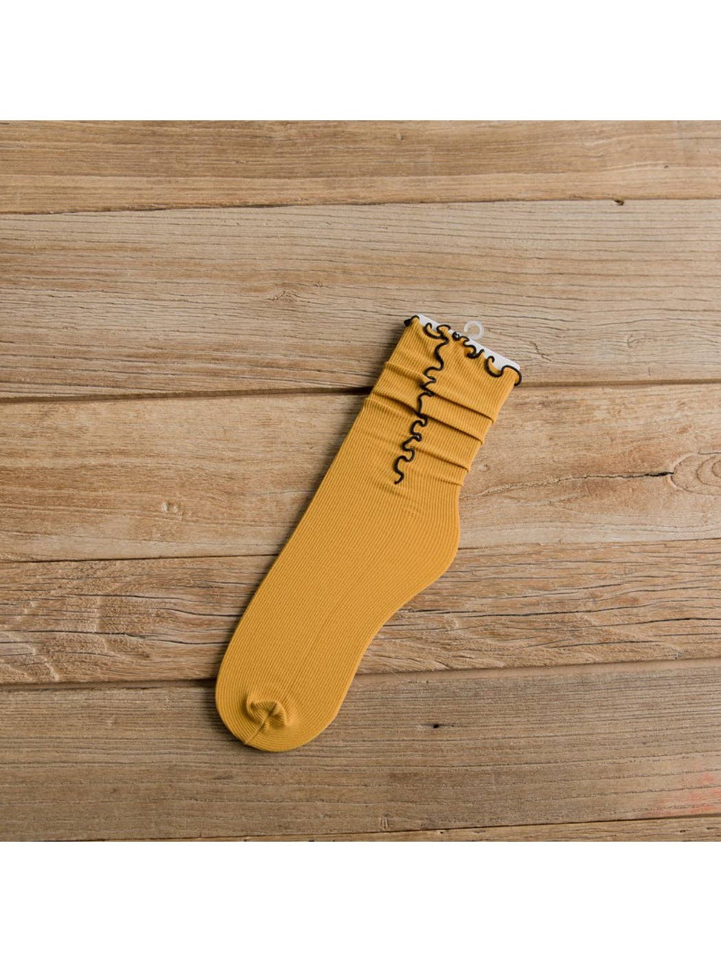 Ribbed Lettuce Edge Solid Socks