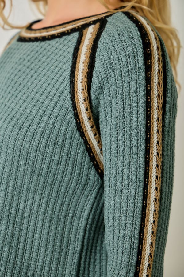 Trim Detail Raglan Sweater