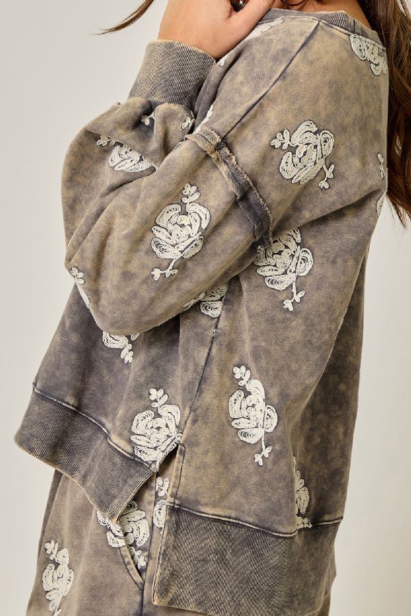 Embroidered Sweatshirt