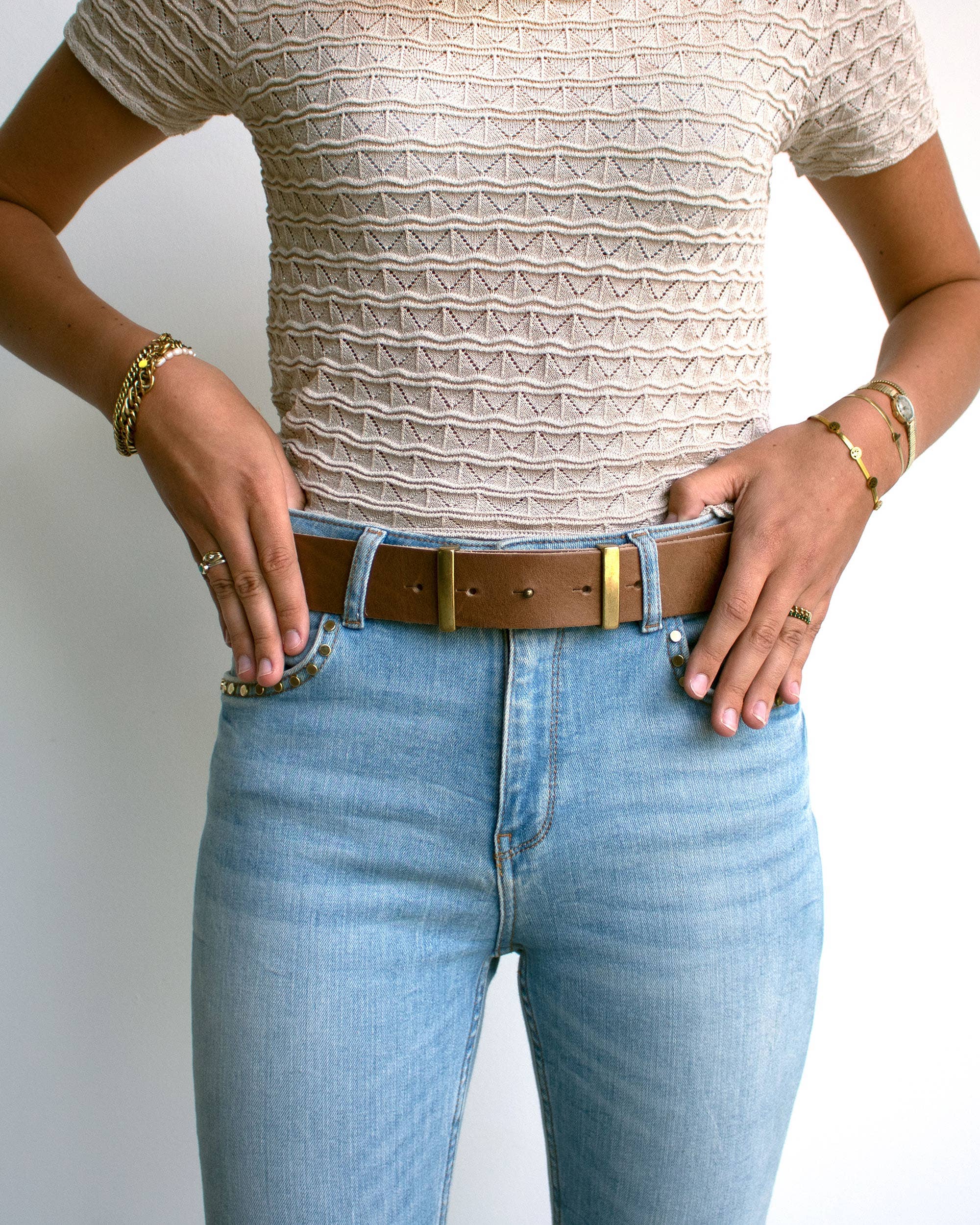 Jip Gold Buckleless Leather Belt