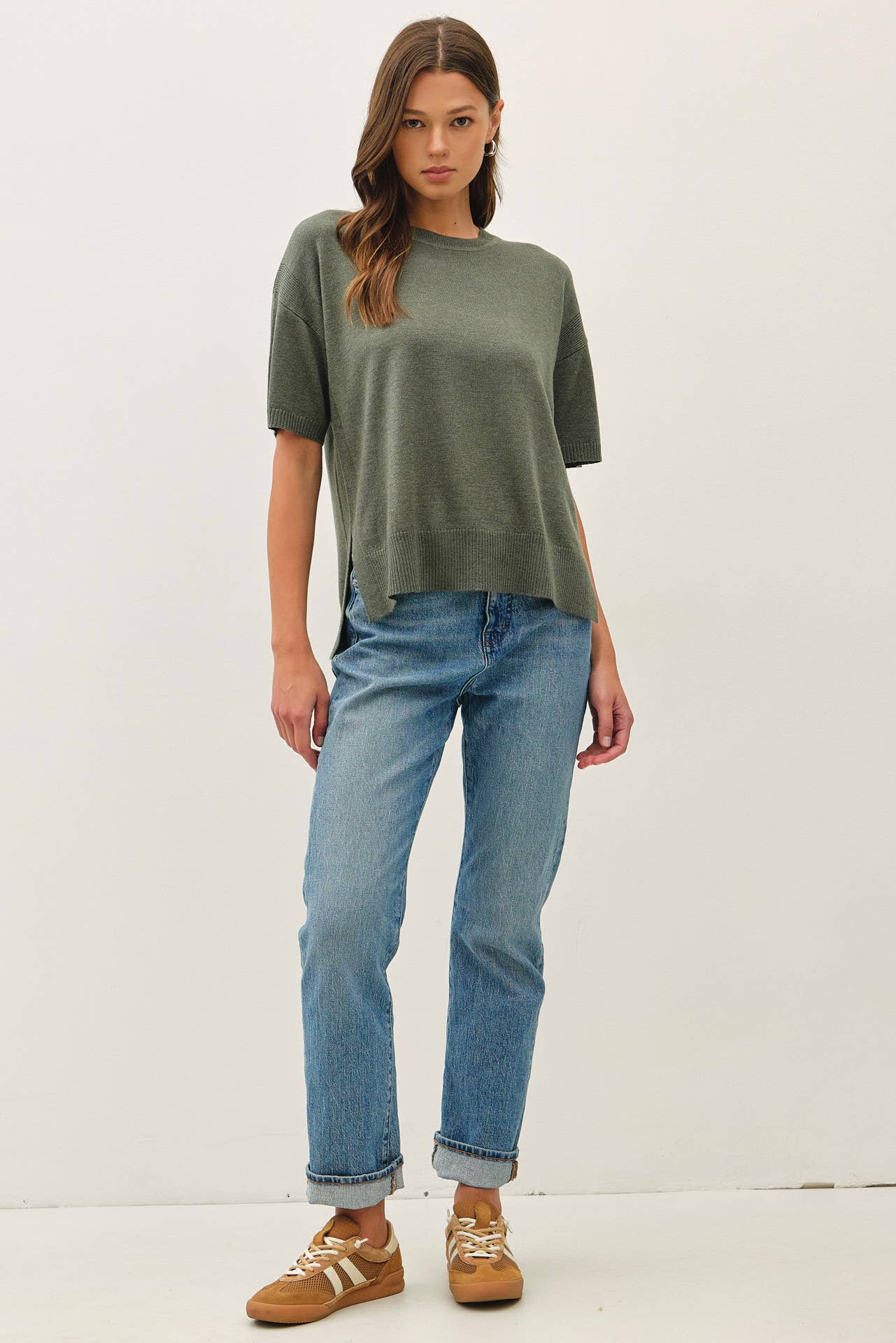 BOXY SHORT SLEEVE SWEATER