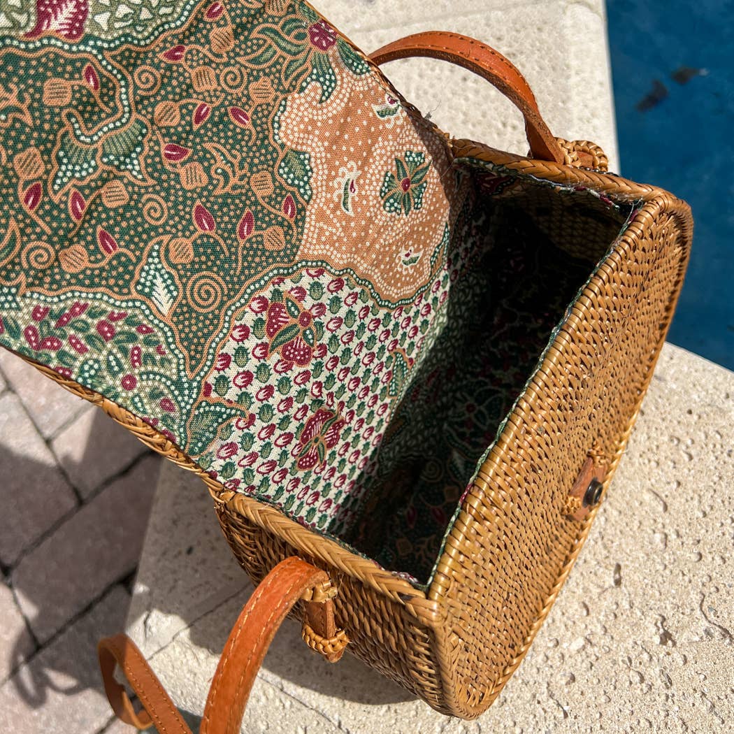 Ata Vine Crossbody