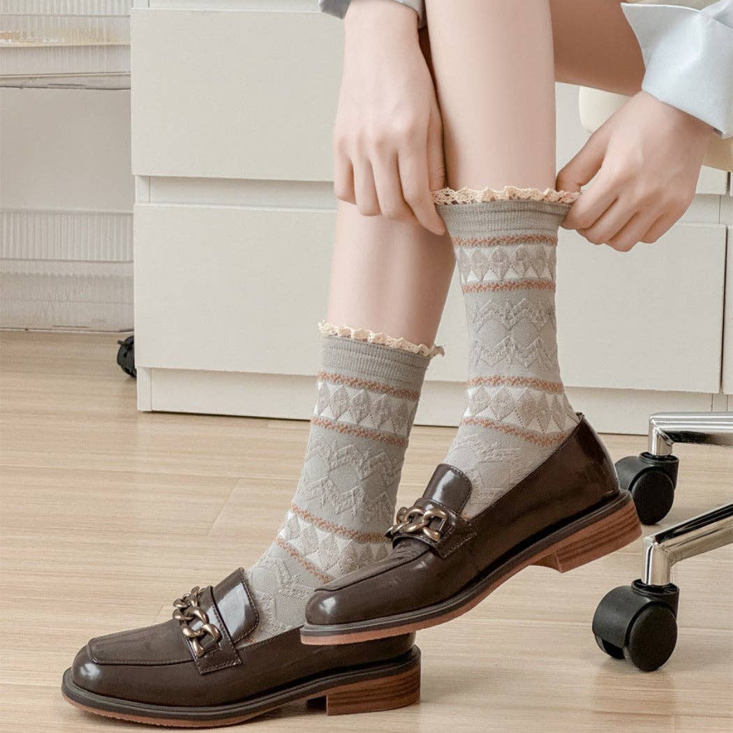 Maillard Lace Trim Crew Socks