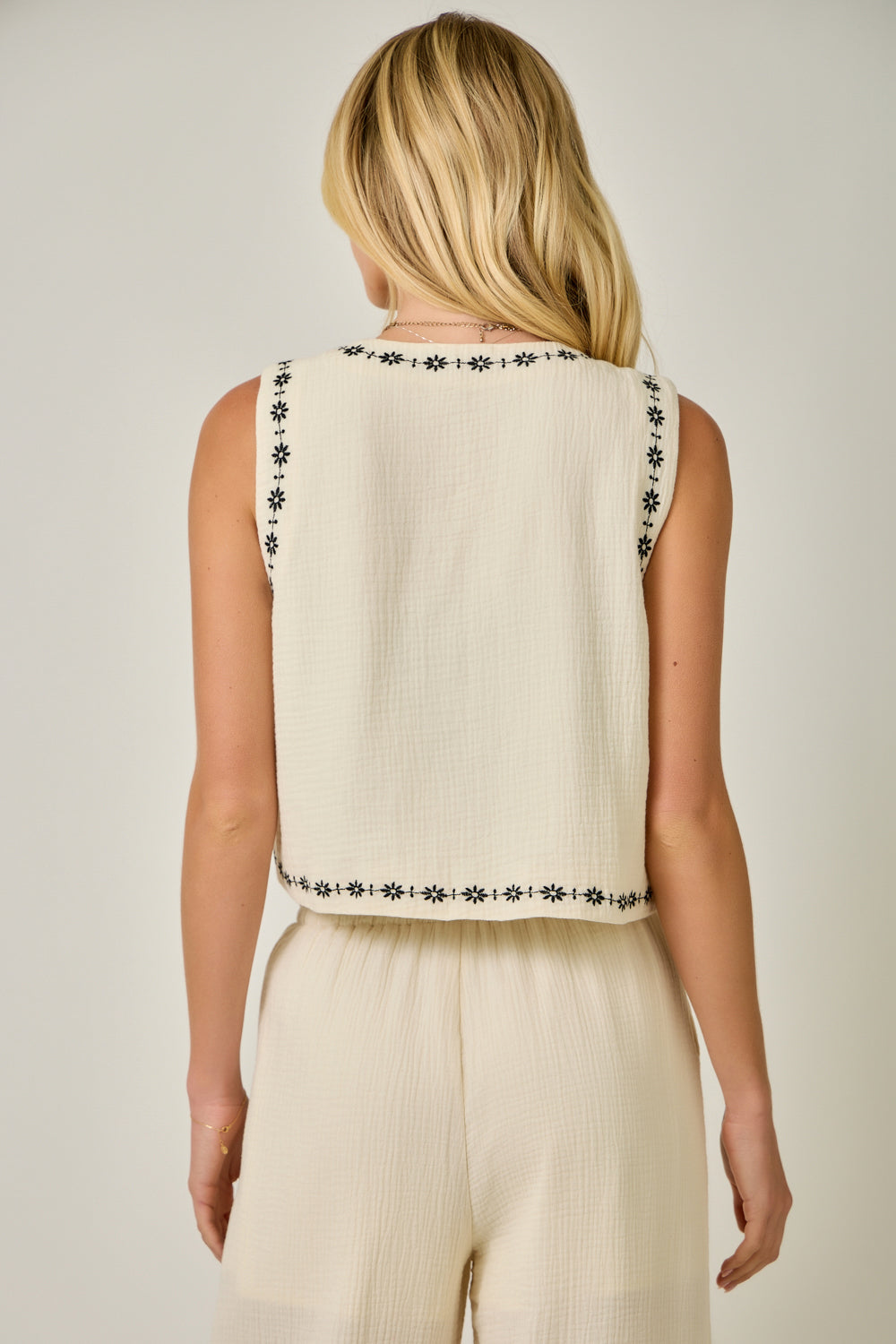 Gauze Embroidered Vest