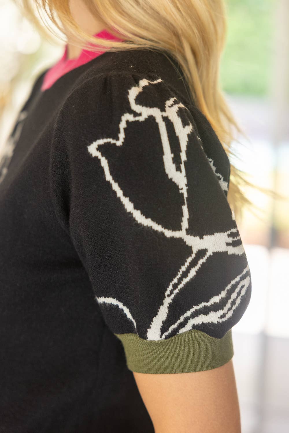 Color Band Floral Knit Top