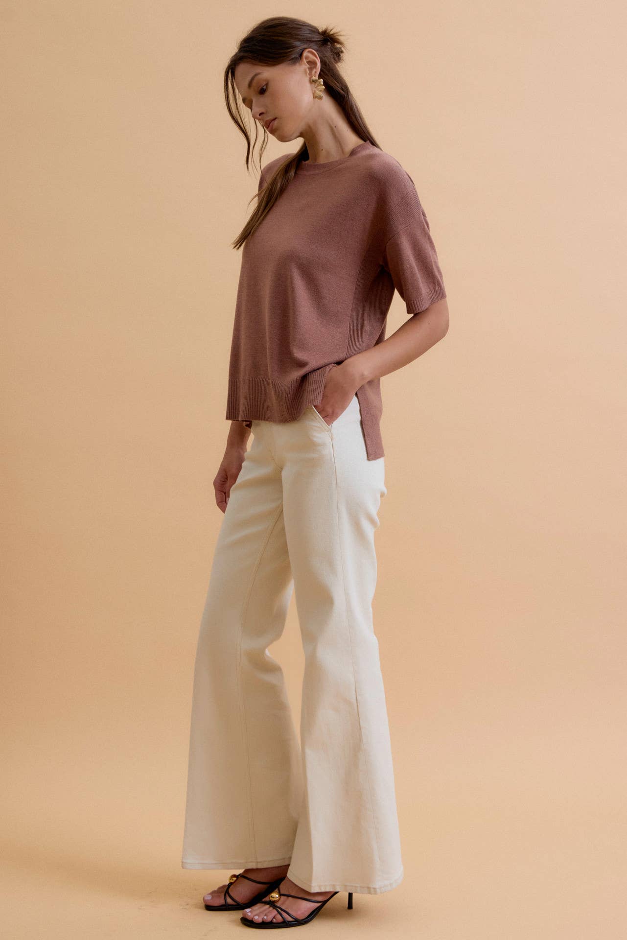 BOXY SHORT SLEEVE SWEATER