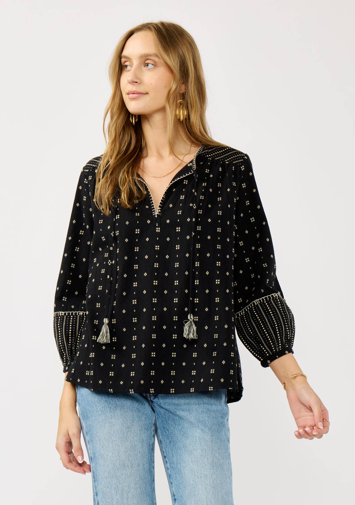 Jacquard Split Neck Top W/Tie