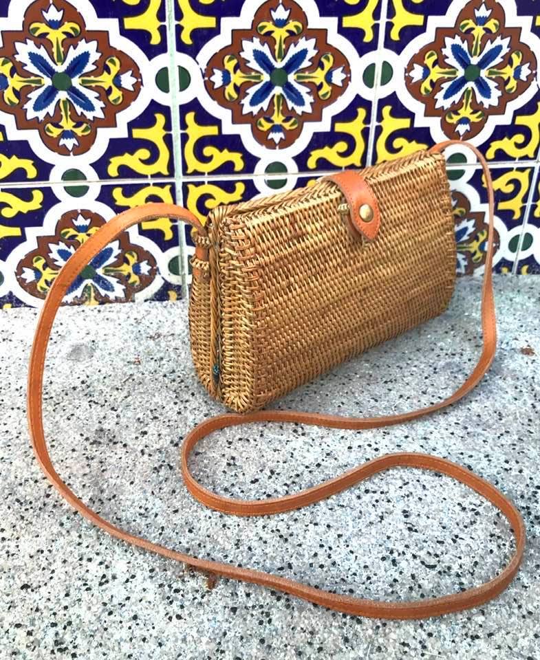 Ata Vine Teardrop Crossbody