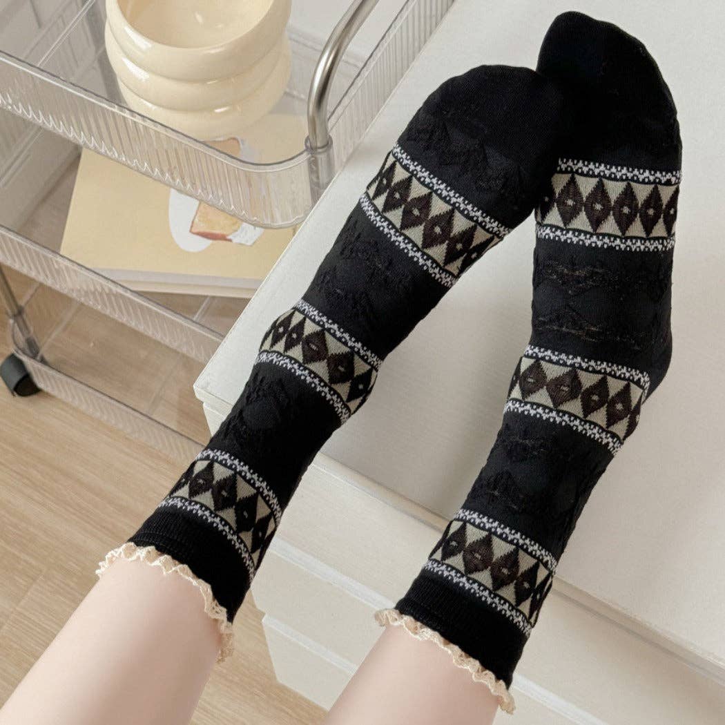 Maillard Lace Trim Crew Socks