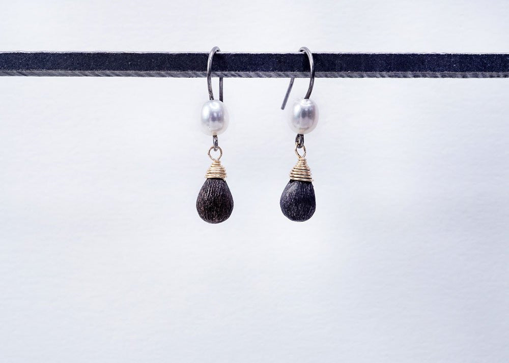 PEARL SILVER DROP EARRING