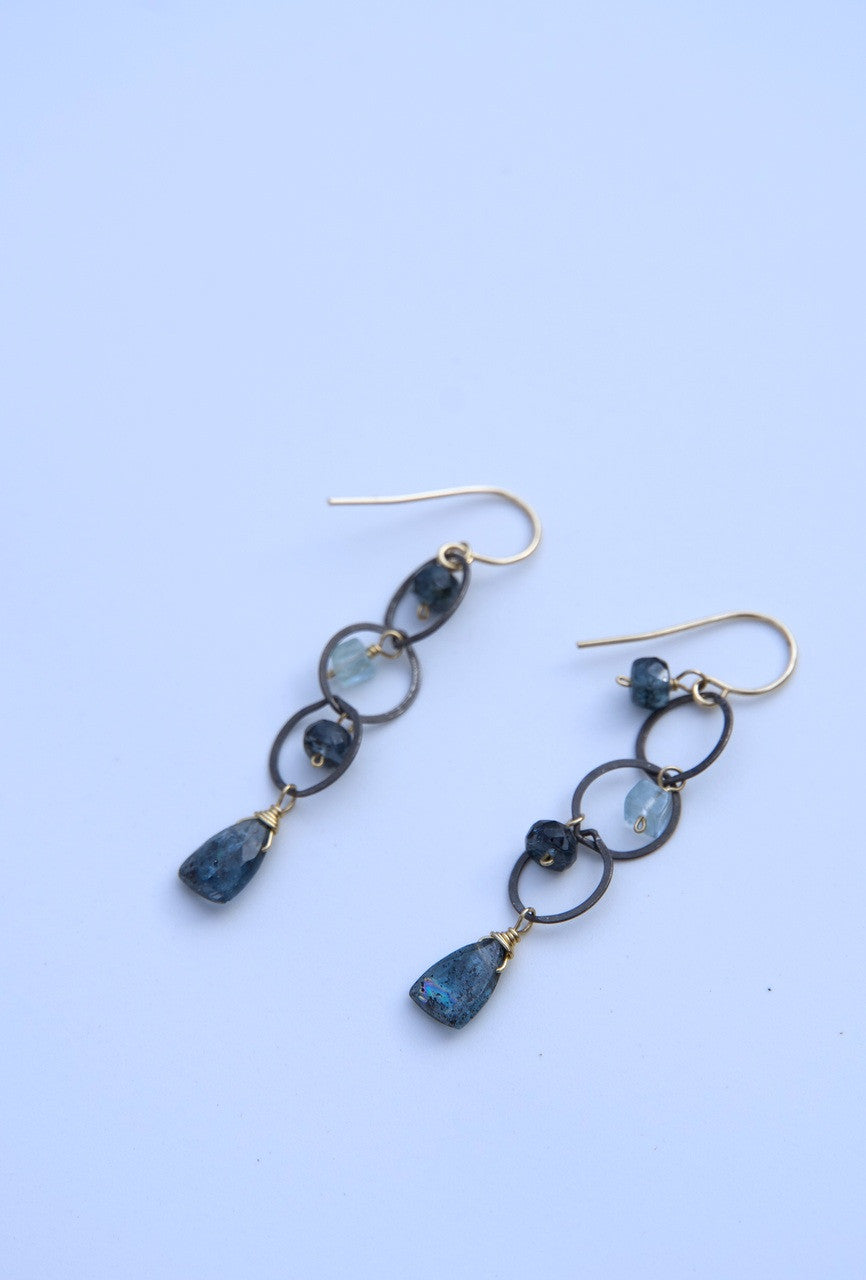 CIRCLE KYANITE & AQUA EARRING