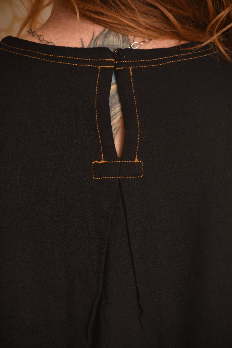 PS Queen Contrast Stitch Top