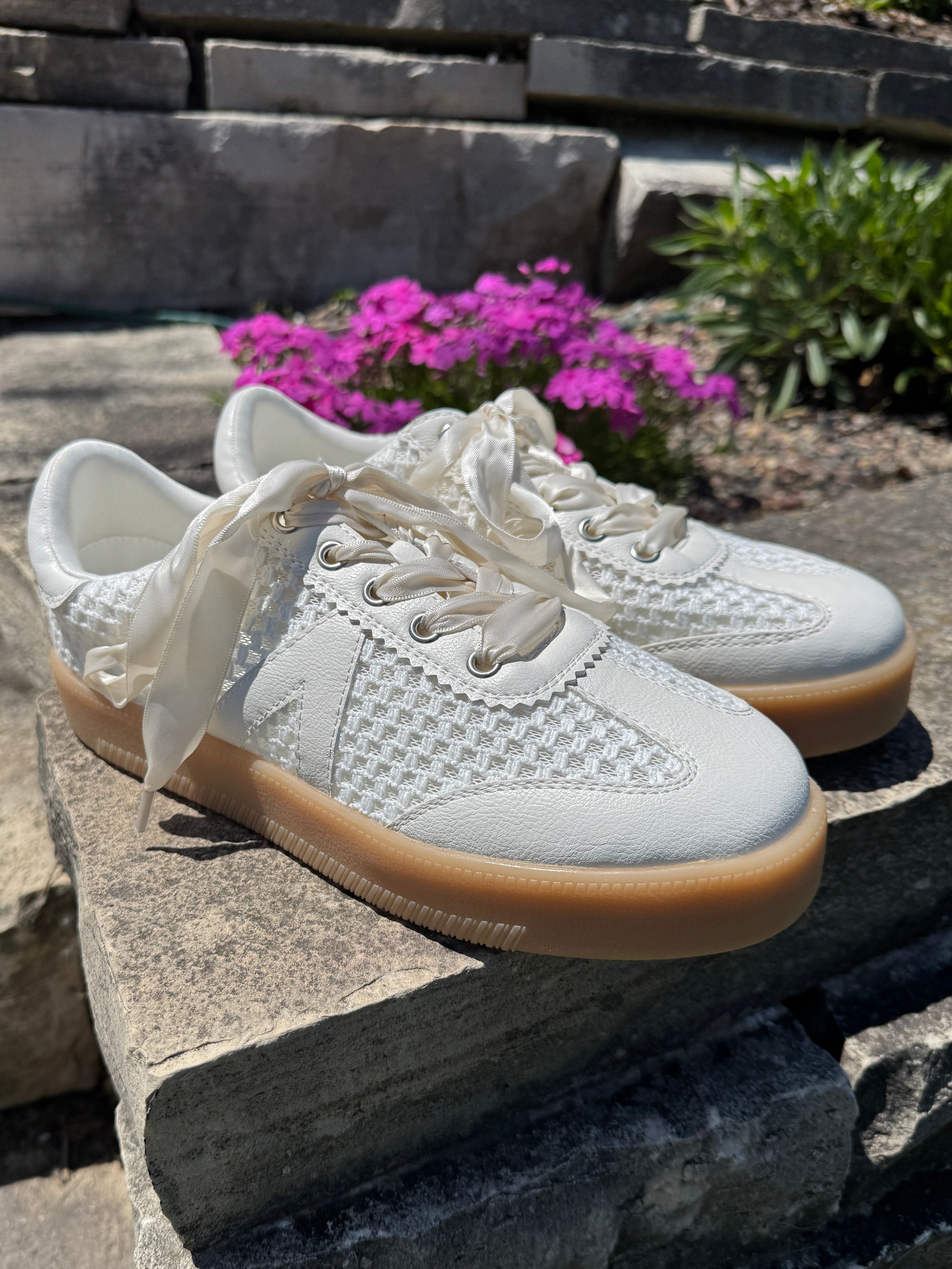 Axel Shoe