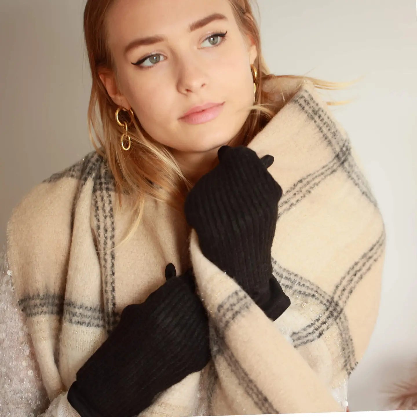 Suede Knitted Cuff Glove