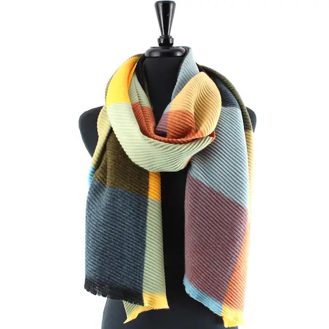 Merrymaking Scarf
