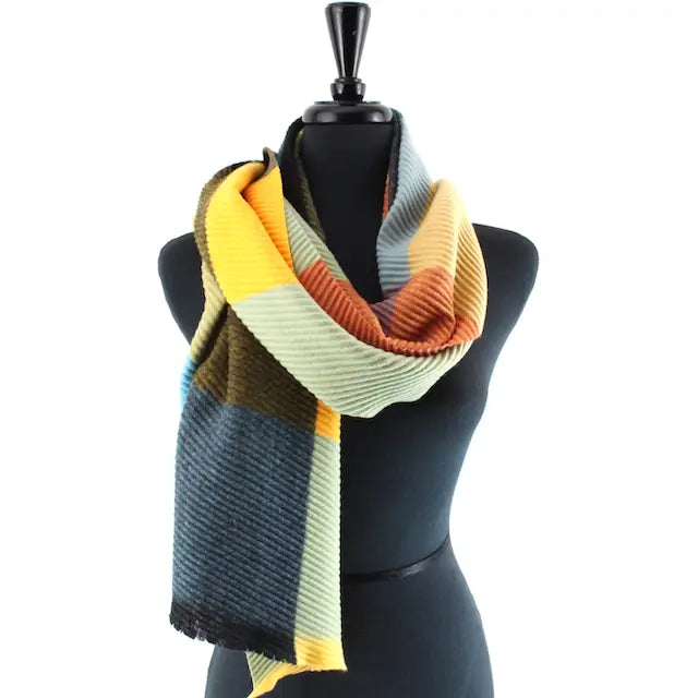 Merrymaking Scarf