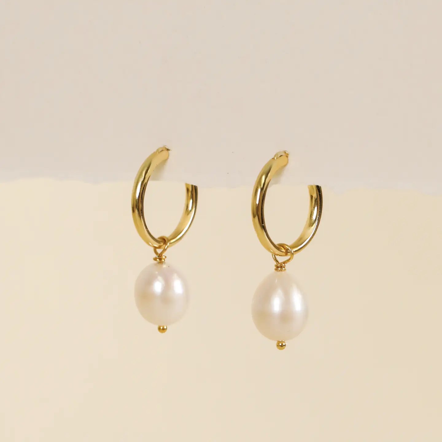 Pearl Drop Earring