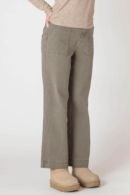 Straight Leg Pant
