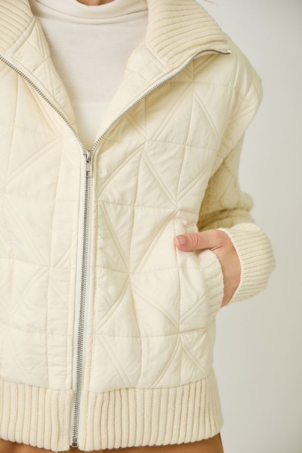 Knit Sleeve Quilted Jacket