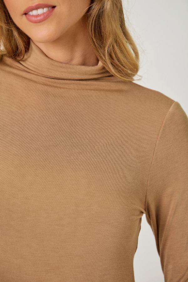 Essential Mock Neck Top