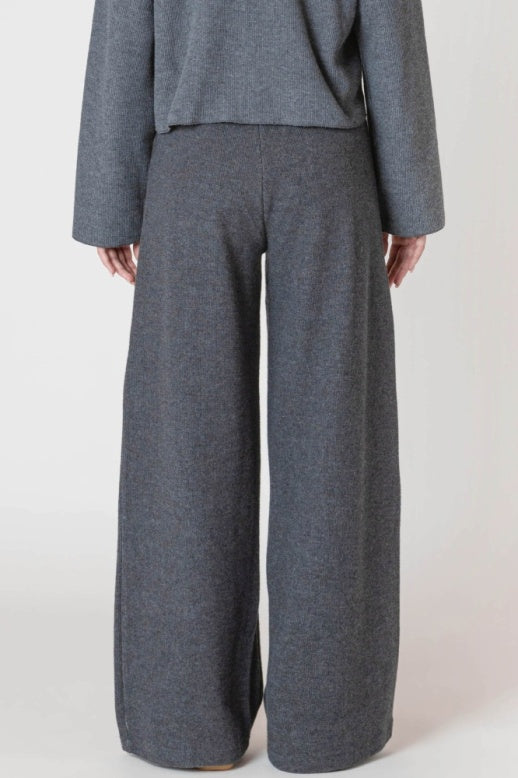 Wide Leg Ribbed Pant