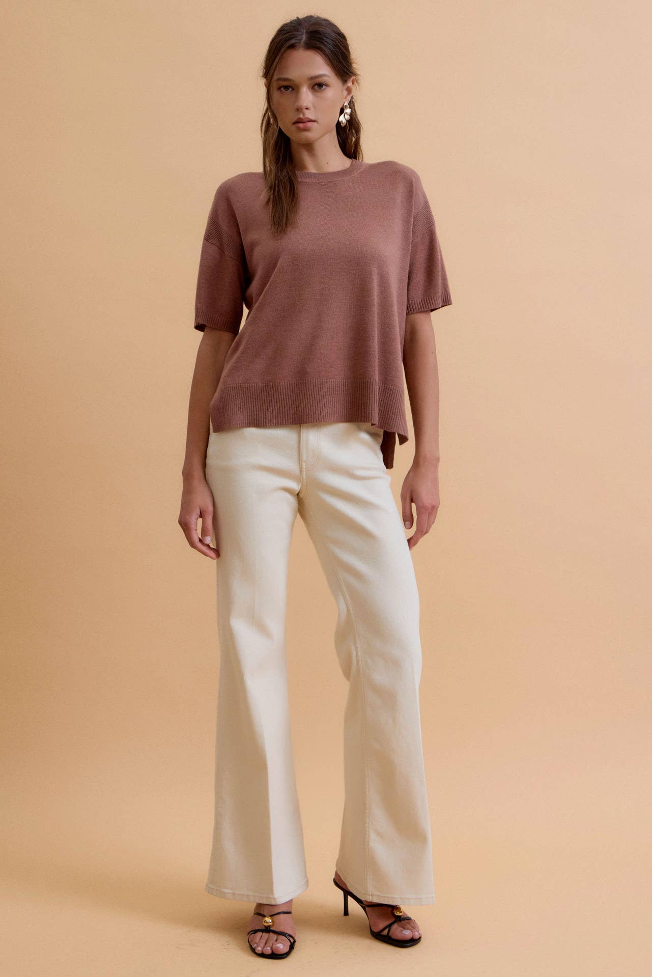 BOXY SHORT SLEEVE SWEATER