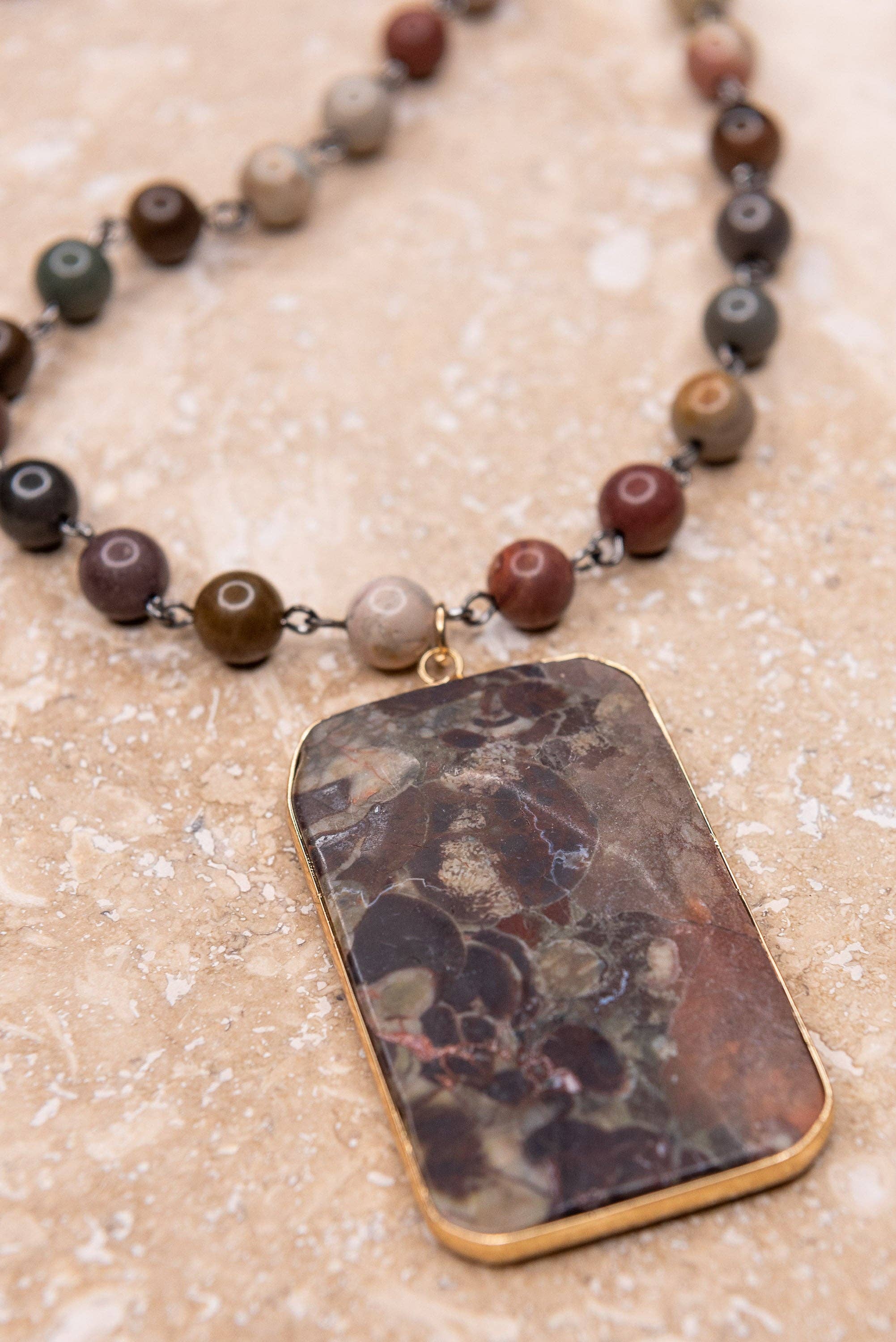 Patty Necklace in Dk. Mix