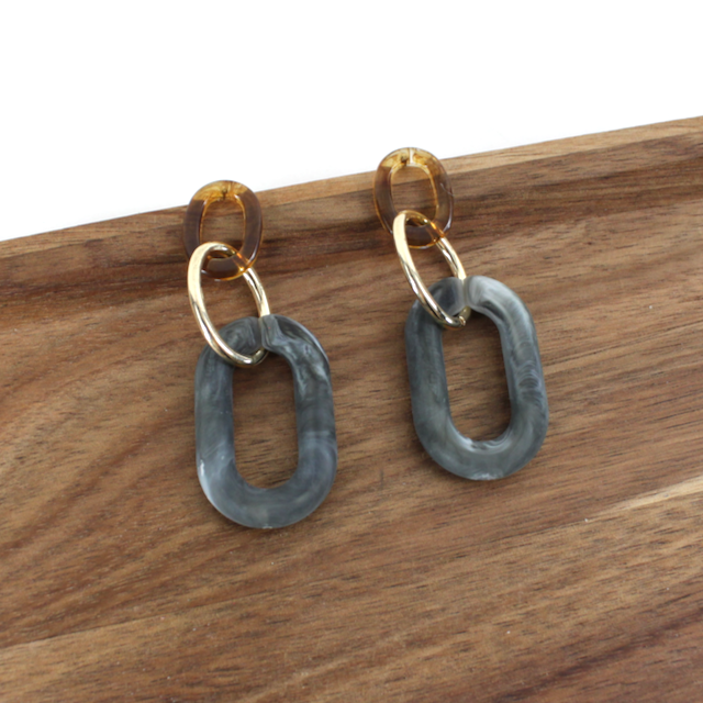Chain Link Dangle Earrings