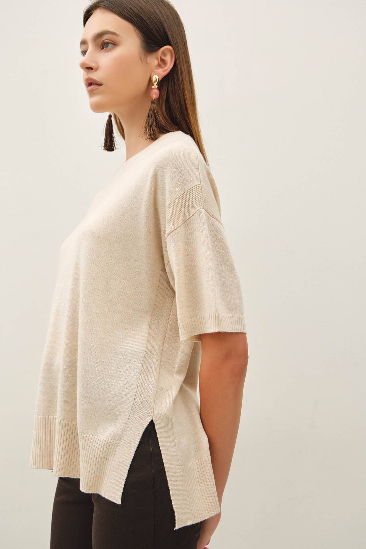 BOXY SHORT SLEEVE SWEATER