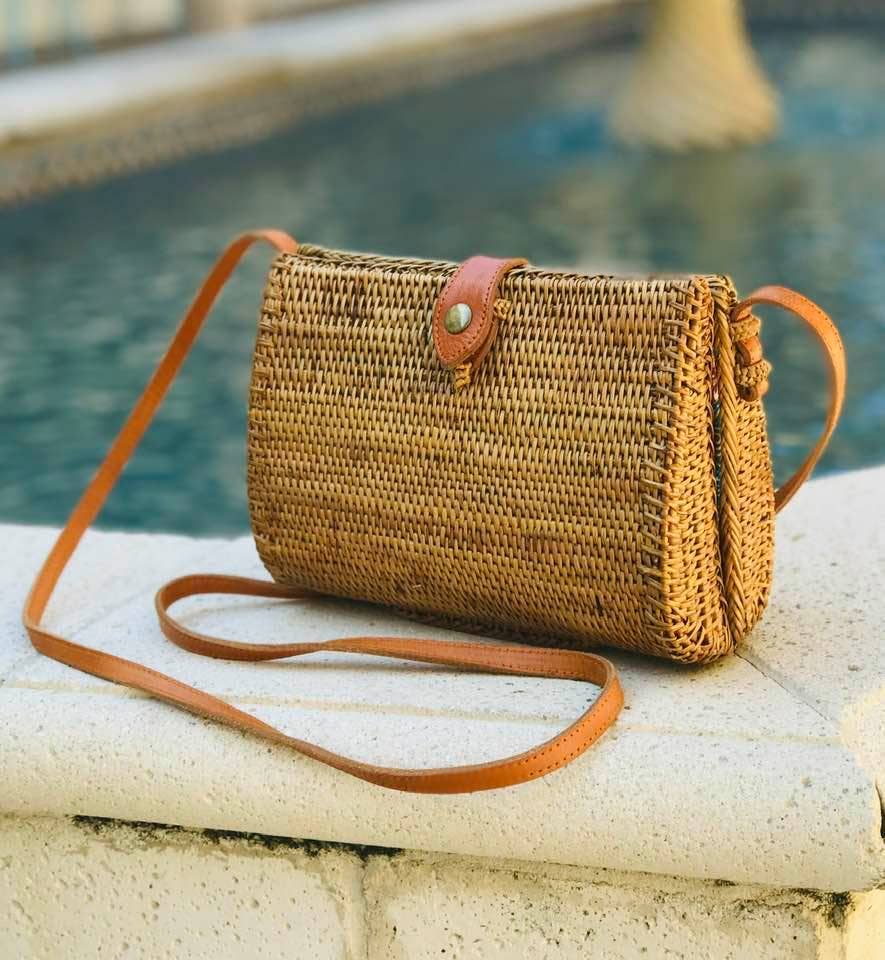 Ata Vine Teardrop Crossbody