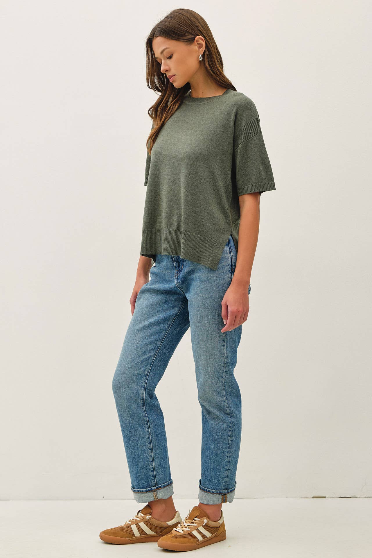 BOXY SHORT SLEEVE SWEATER