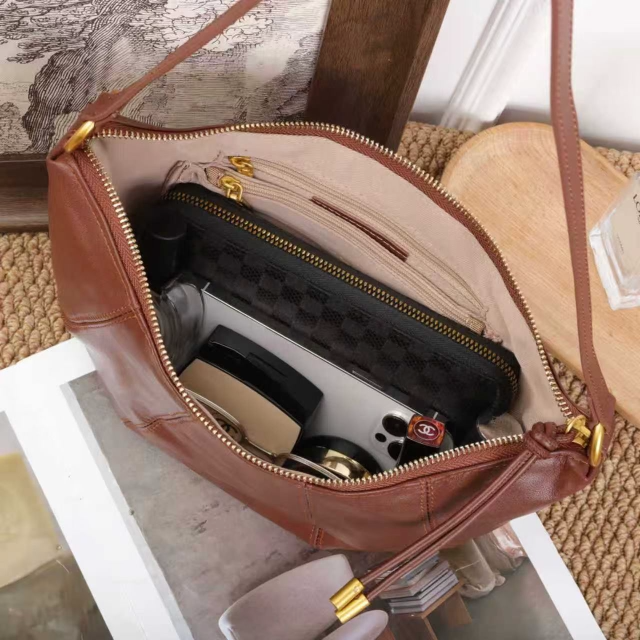 Leather & Stitch Detail Shoulder/Crossbody Bag