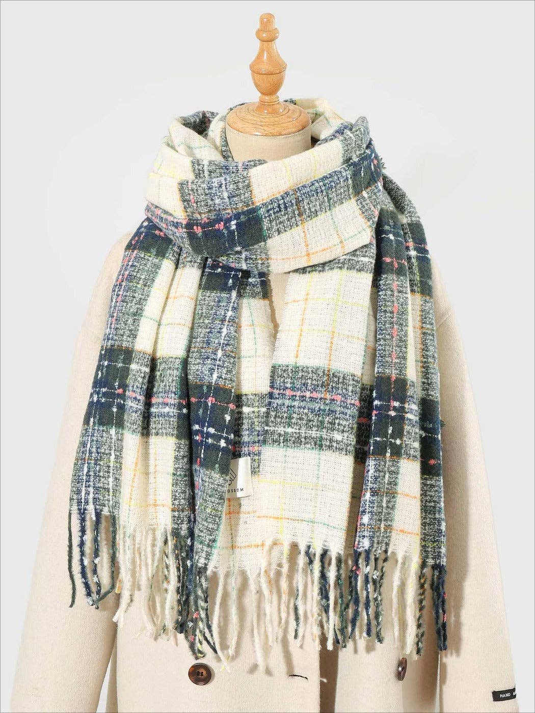 Timeless Plaid Warm Scarf