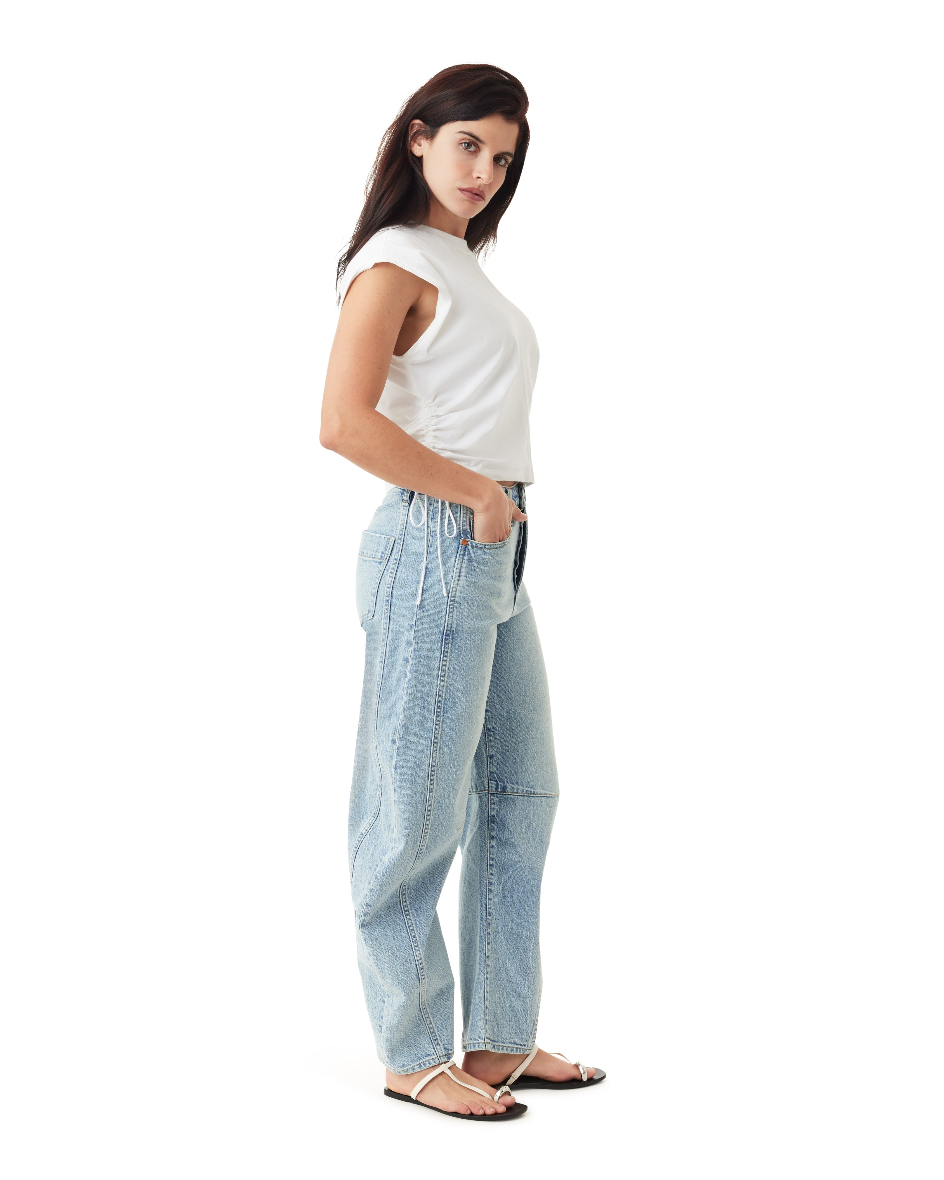 Harper Cropped Barrel Jeans